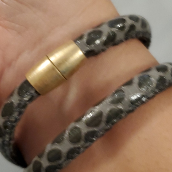 Double Wrap Leather Bracelet - Picture 2 of 2